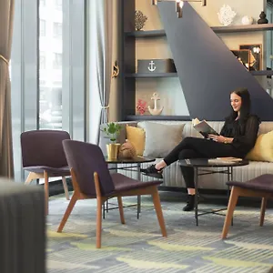 - The Niu, Yen By Ihg Hamburg-Harburg